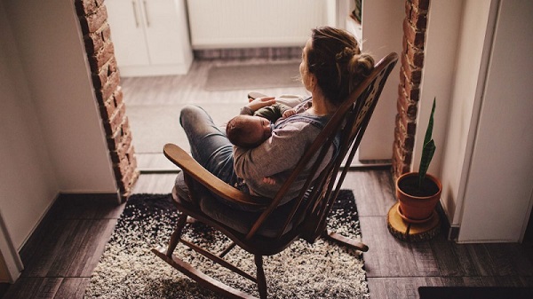 Je suis Maëlle et j'habite à paris en France. Il y 2 mois j'ai failli perdre mon mariage à cause d'une femme. Celle-ci était le stagiaire de mon mari dans notre entreprise. Elle était prête à tout pour me prendre mon mari. Elle couchait même avec lui au bureau. J'ai fait autant de bruit que je pouvais mais cela n'a rien donné. Je ne voulais pas divorcer après 6 ans de mariage. J'ai décidé alors de recourir aux marabouts pour m'aider. Et dans ma recherche je suis tombée sur le médium et voyant kpedji qui a sauvé mon foyer. EN une semaine seulement, mon mari a complètement changé. Il m'a demandé pardon, m'a offert des cadeaux dont une voiture de rêve. Il a renvoyé la stagiaire. Maintenant il rentre tôt et s'occupe des enfants avec moi. Je suis comblée d'amour. Merci maître kpedji pour tout.